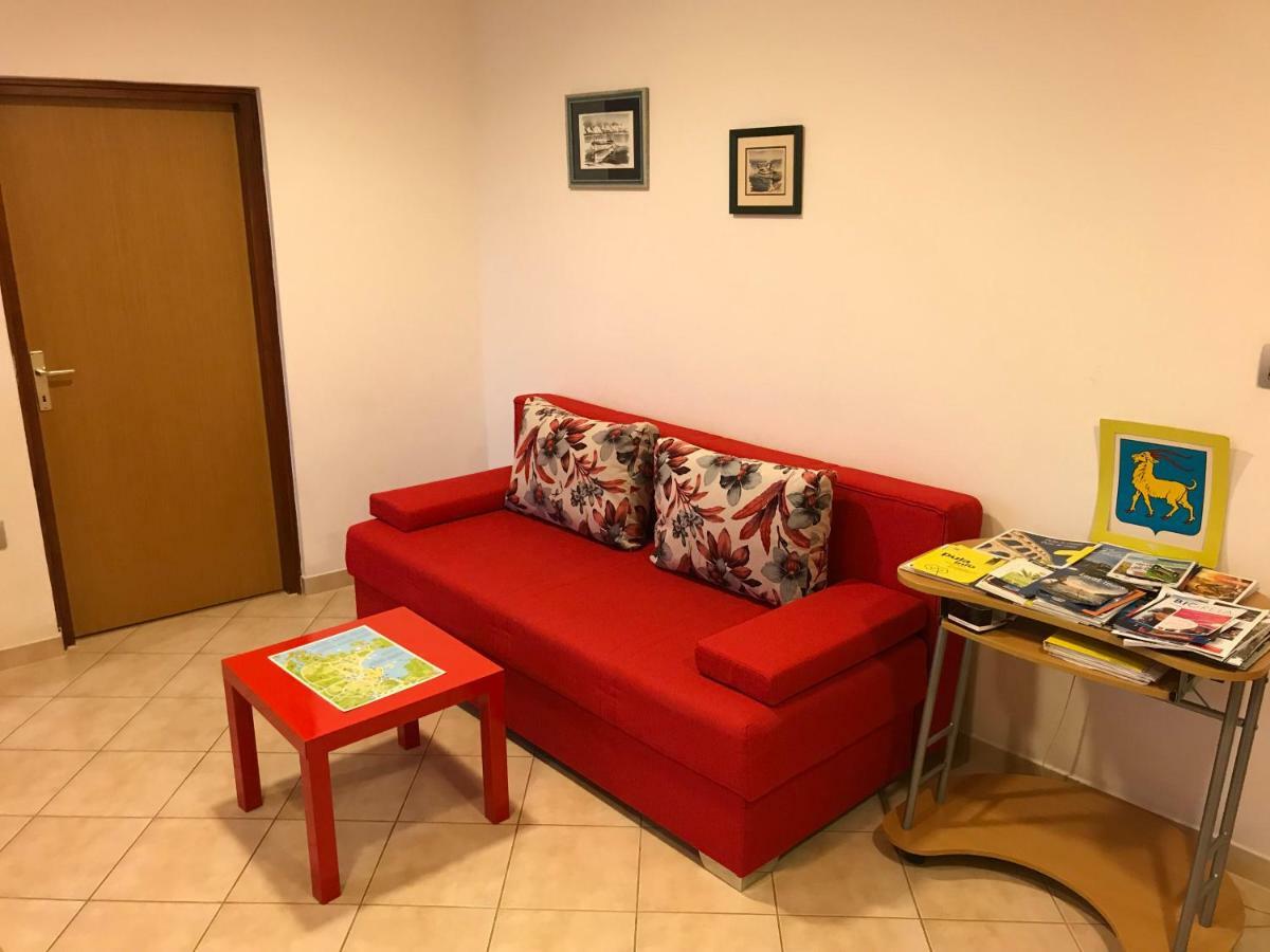 Apartment Pula Center - Near The Central Bus Station Εξωτερικό φωτογραφία